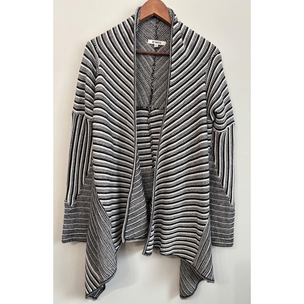 BB Dakota Sweater Size S Black White‎ Striped Open Front Cardigan Casual Boho